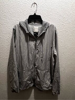 Vuori Gray Lightweight Hooded Windbreaker